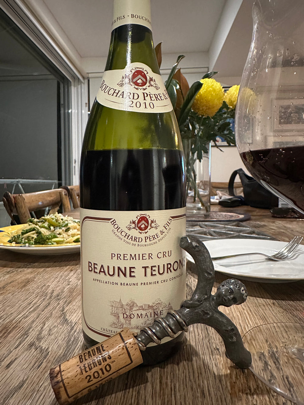 Bouchard Beaune 1er Cru Les Teurons 2010