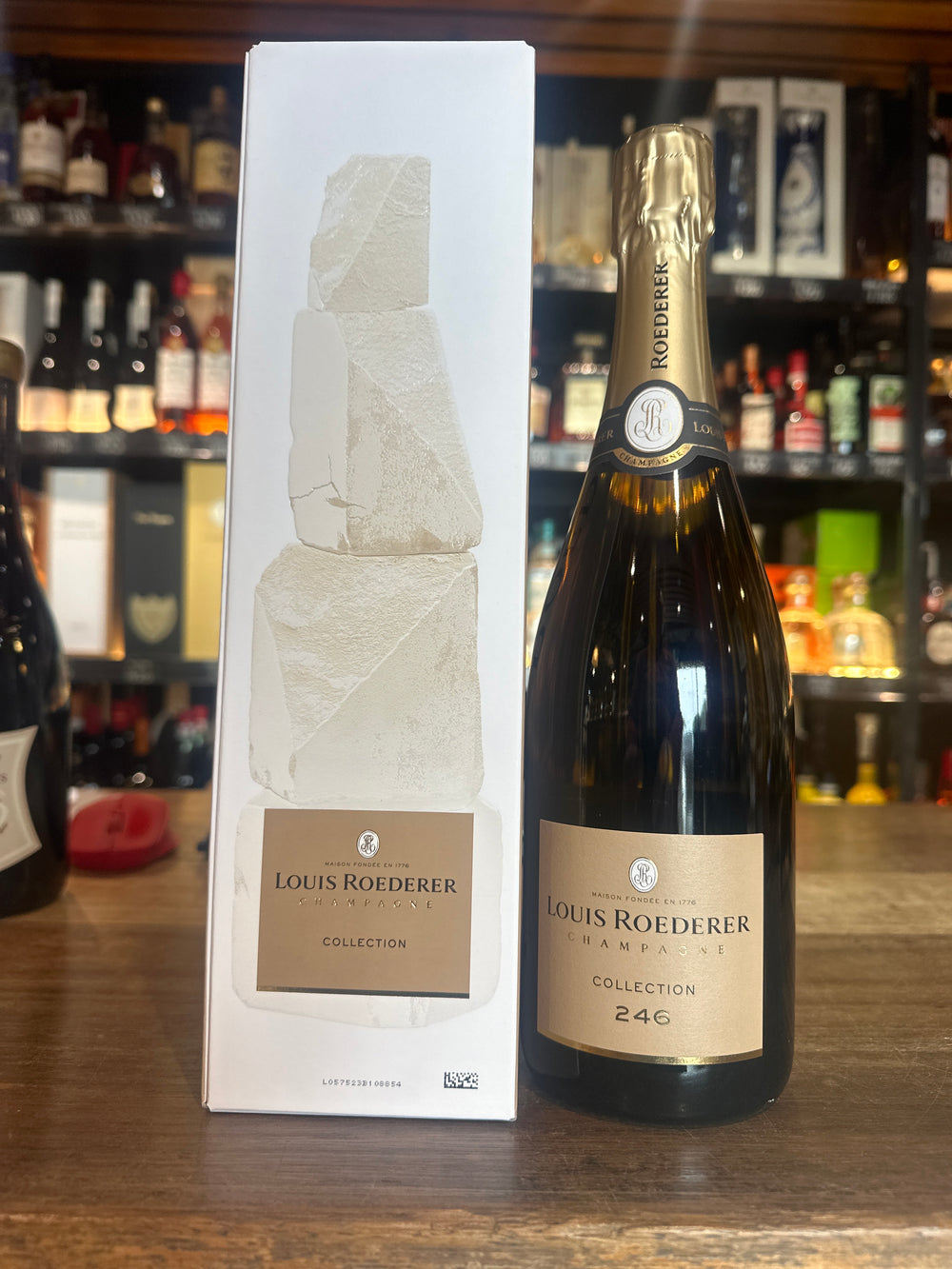 Louis Roederer Champagne 246 NV 750ml