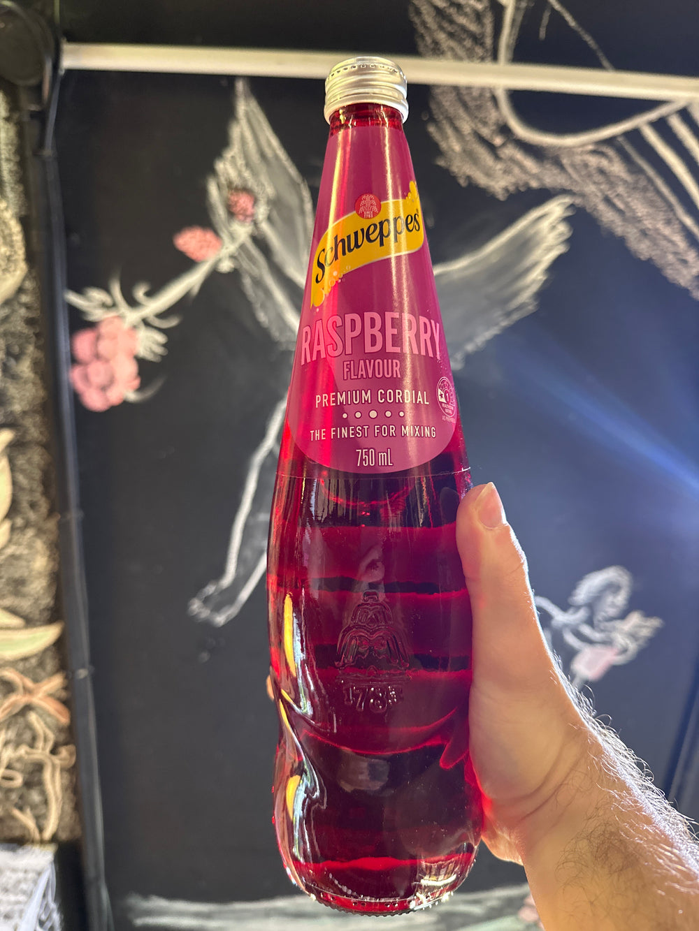 Schweppes Raspberry Cordial 750ml